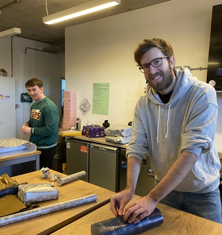 photo alternative text...