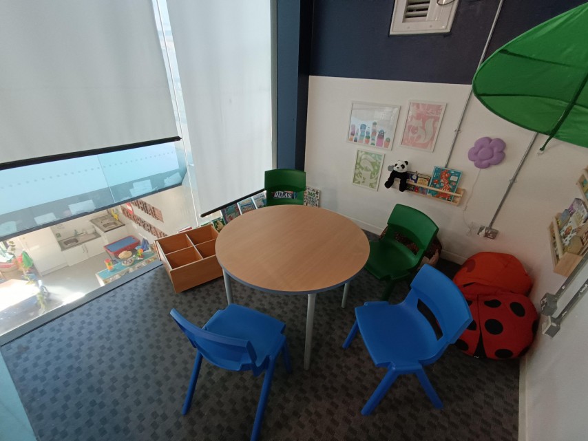 photo alternative text...